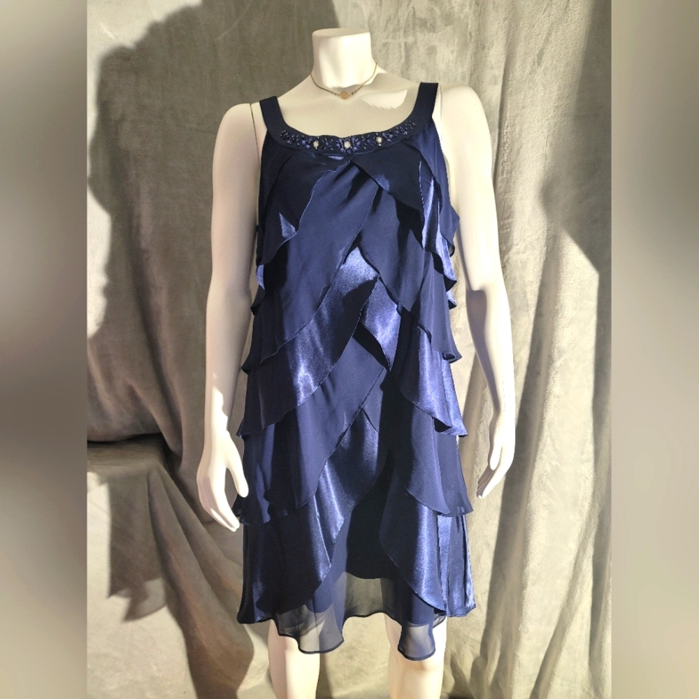 💥REDUCED!! Navy Blue Semi formal